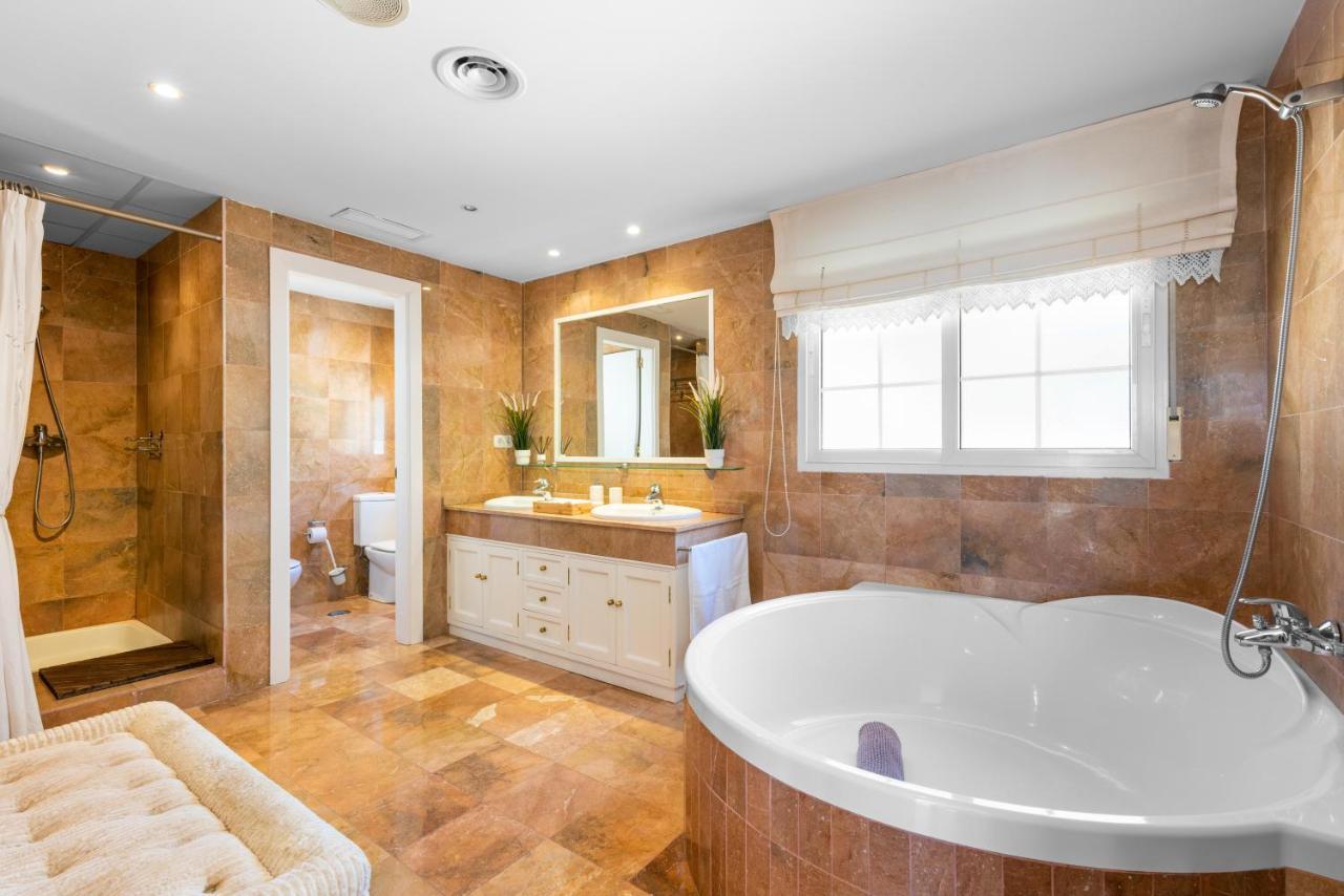 Spectacular Penthouse Puente Apartamento *